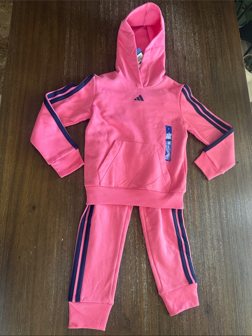 adidas Kids 2-Piece set size 7